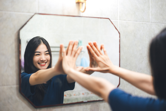 How to Use Mirror Work With Your Affirmations
