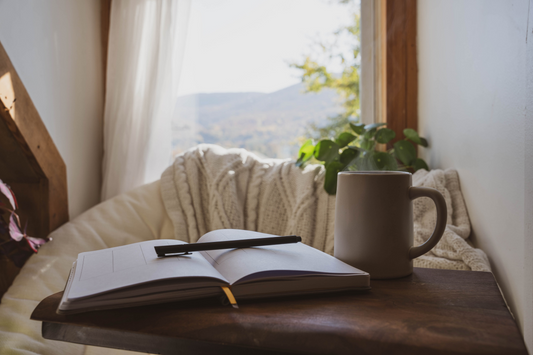 How to Start a Daily Affirmation Journal (That You’ll Actually Stick With)