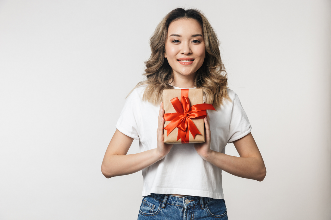 Why Affirmation Gifts Are the Best Gifts for Women
