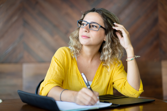 7 Journaling Prompts to Discover Who You Truly Are